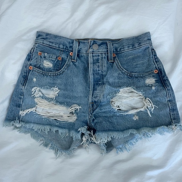 LEVI’s 501 Original Short in Camp Point - Picture 2 of 6